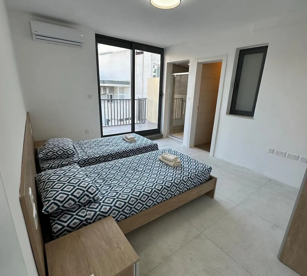 Sky High Getaway Apartment Saint Julian's