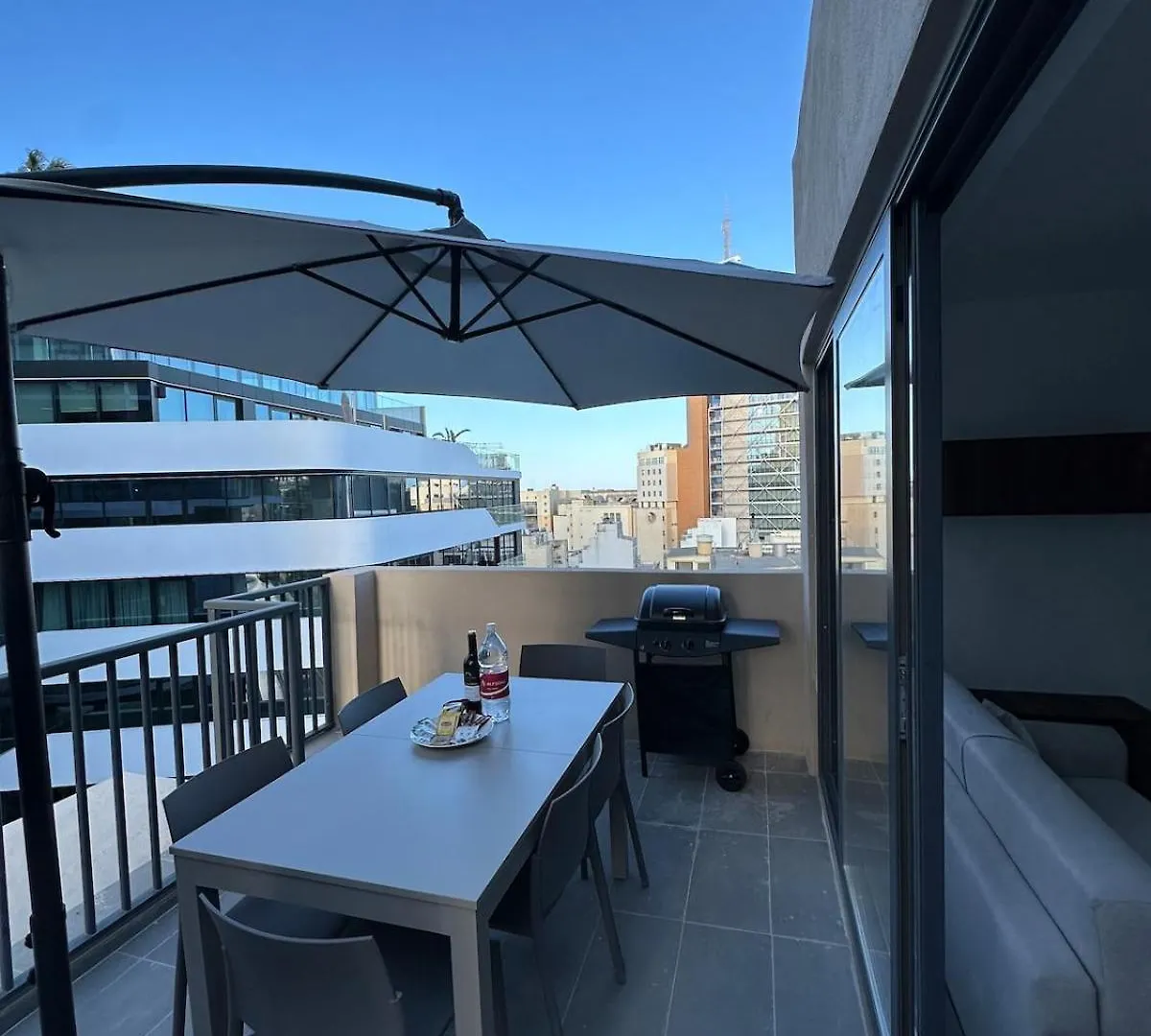 Sky High Getaway Apartment Saint Julian's 0*,  Malta