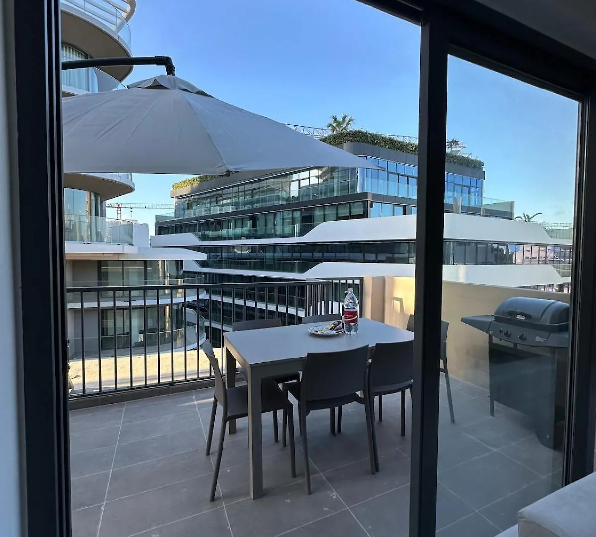 Sky High Getaway Apartment Saint Julian's