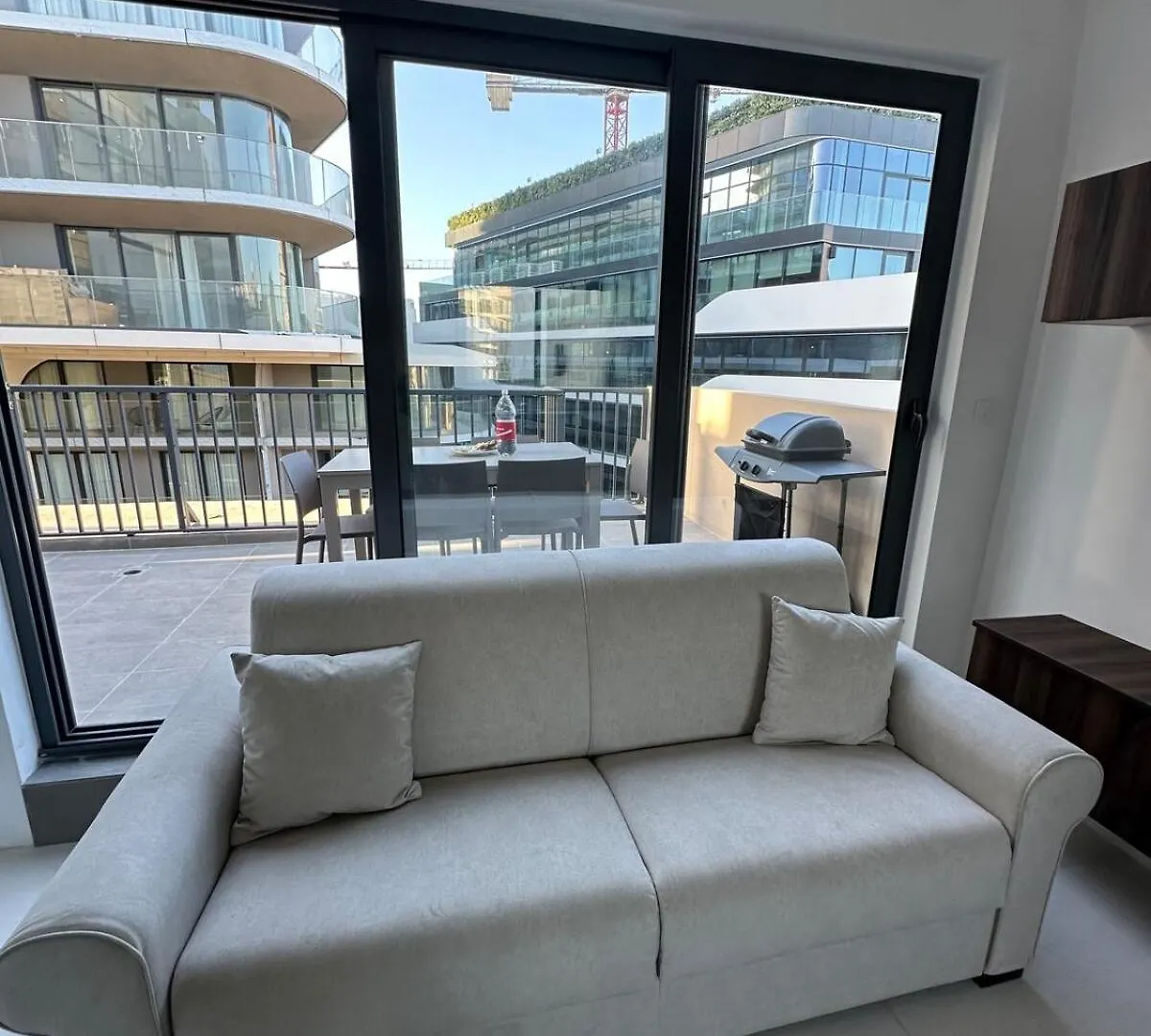 Sky High Getaway Apartment Saint Julian's
